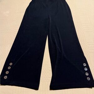 Chico's Travelers Black Gold Faux Button Wide Leg Pants Size 0 NWOT